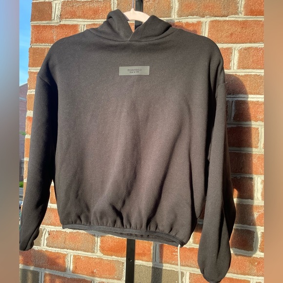 Fear of God Tops - NWT Essentials Fear Of God, Black Hoodie, Size 8